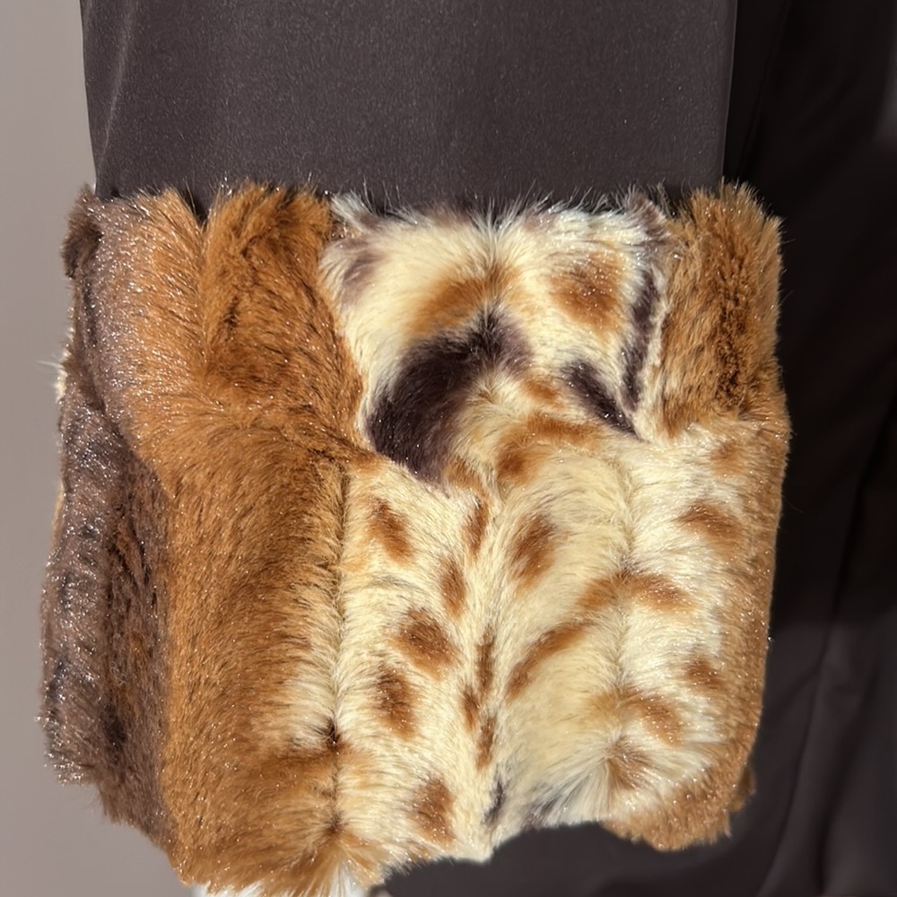 Dennis Basso luxury coat - Picture 2 of 9